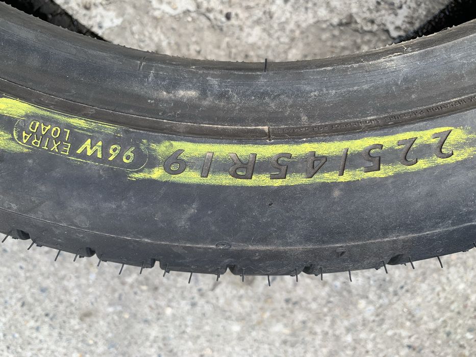 225 45 19 o singură anvelopă de vară