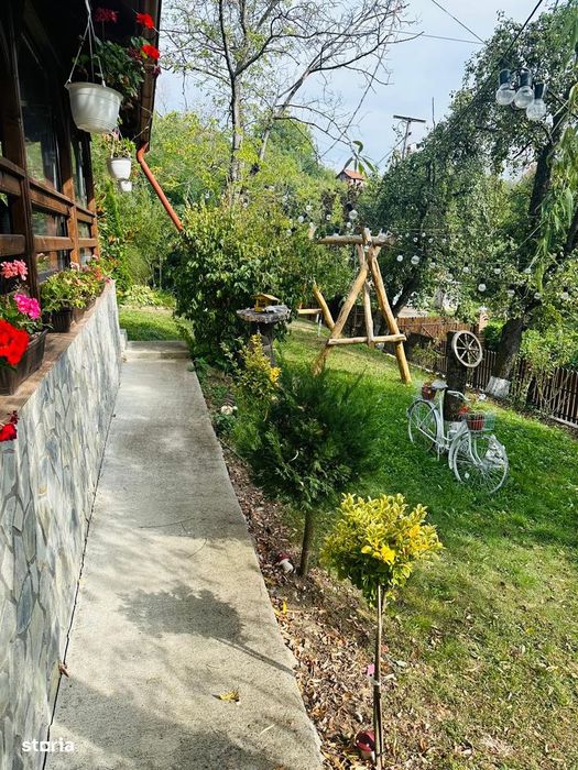 Casa de vacanta superba Telega-Bustenari