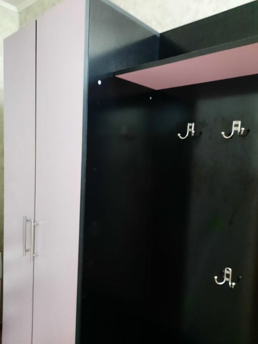 Продам прихожую качественную