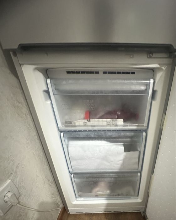 Срочно продается холодильник