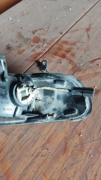 Продаю поворотник на