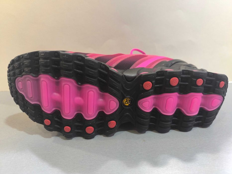 Nike Air Max Dn N38 и N40.Маратонки с камери.Нови.Оригинал.