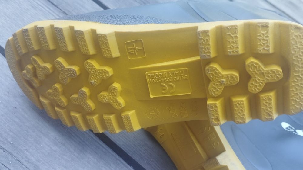 Сапоги резиновые (спецобувь)