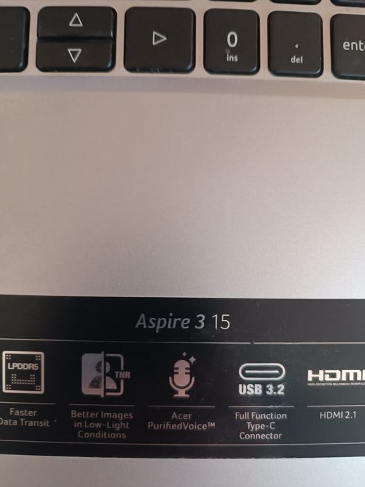 Vând laptop Acer