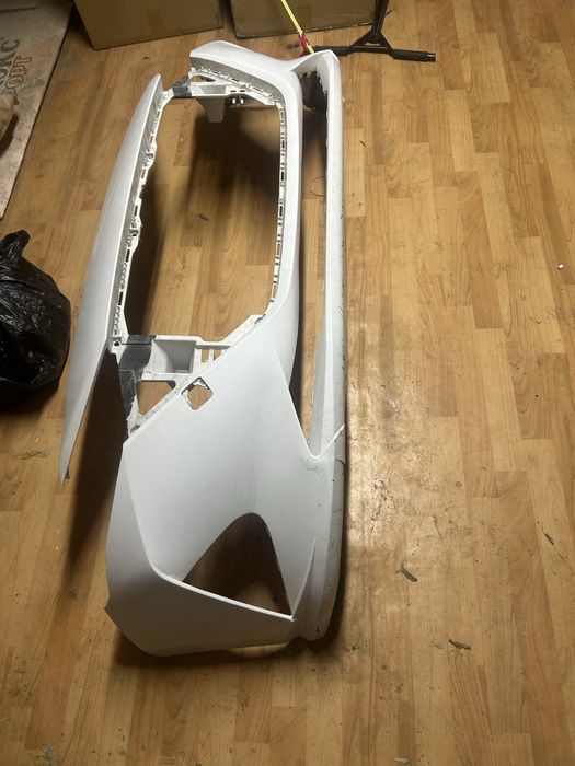 Передний бампер accent