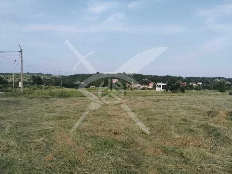 Парцел в с. Баня