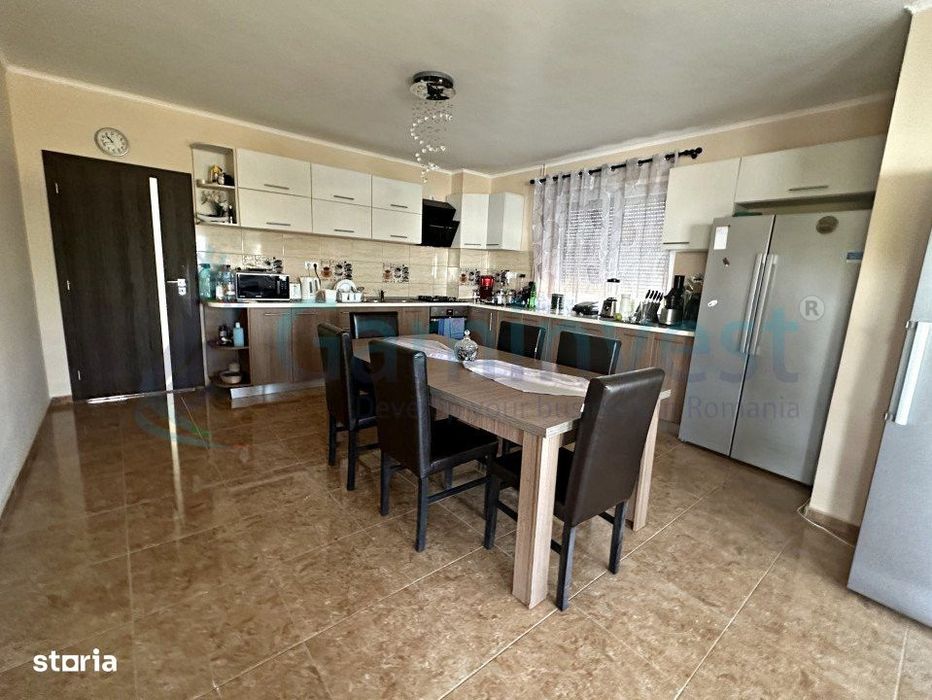 Casa pe 3 nivele si teren ,central in Sanmartin,Bihor,Gaminvest,V3808A
