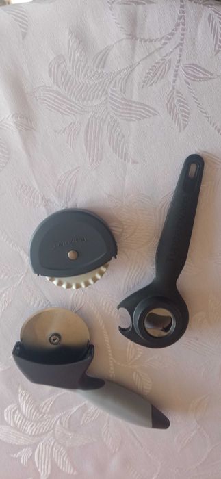 Разпродажба на прибори Таперуер