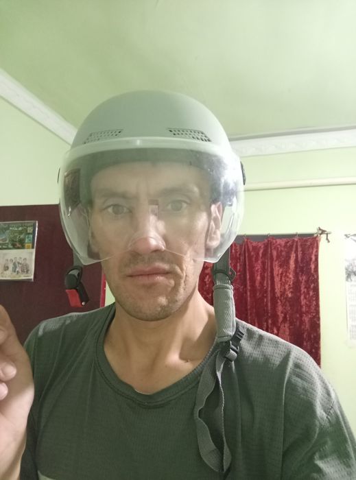 Каска сотилади нархи 70 минг
