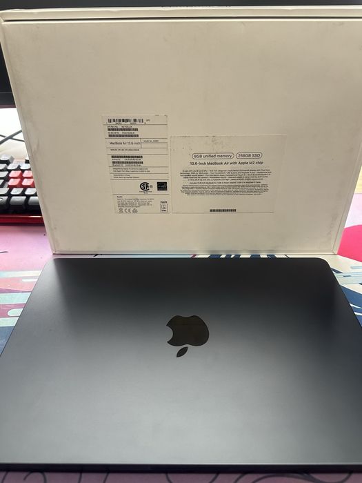 MacBook Air M2 2022