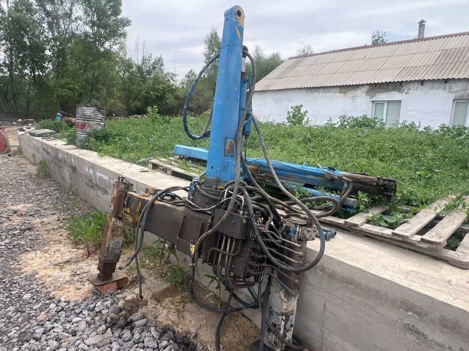 Продам робот КМУ 1,5тонны