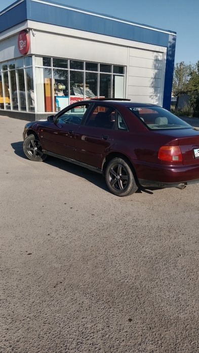 Продам автомобиль.