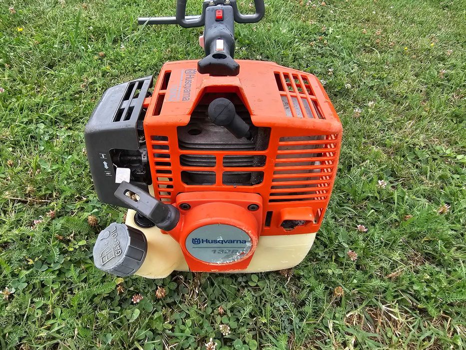Моторна Коса HUSQVARNA 132.RJ. Перфектна..