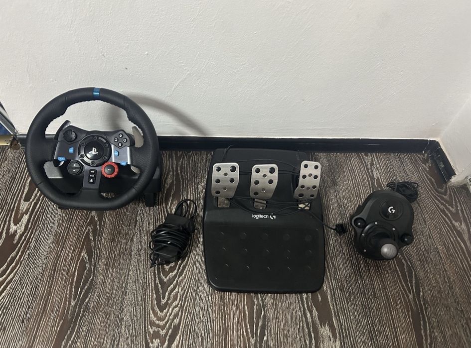 Продавам logitech g29 ново
