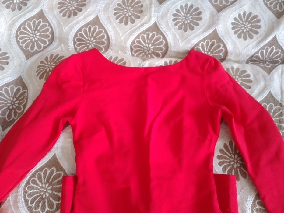 Продам платье р-р 40-42