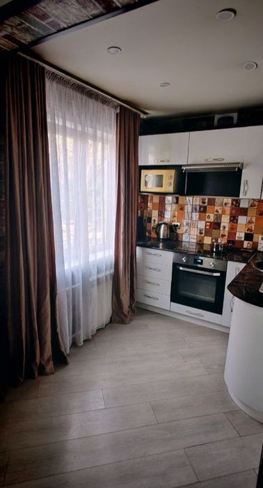 Евролюкс 2х-комн. посуточно