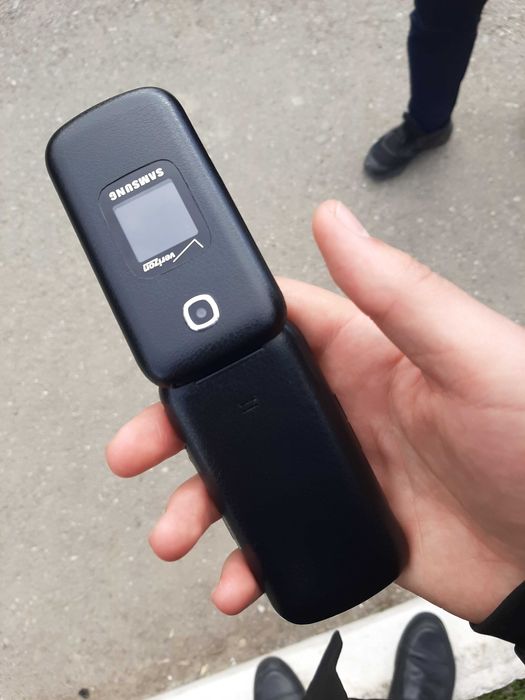 Samsung verizon gusto 3