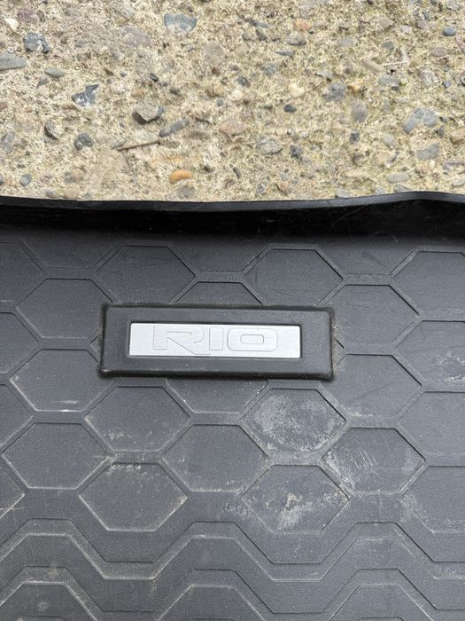 Гумена стелка за багажник KIA RIO