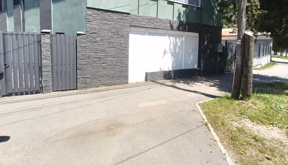 Închiriez spațiu comercial stradal