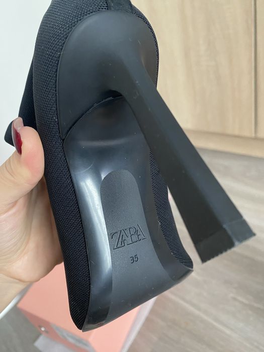 Туфли ZARA шикарные 35р