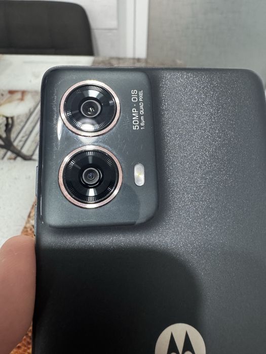 Motorola g85 5g / 256 GB / 8G RAM
