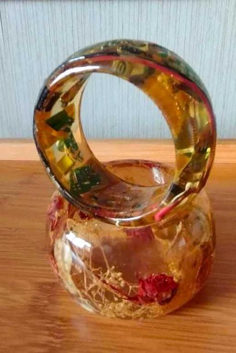 Гривни уникати от епоксидна смола