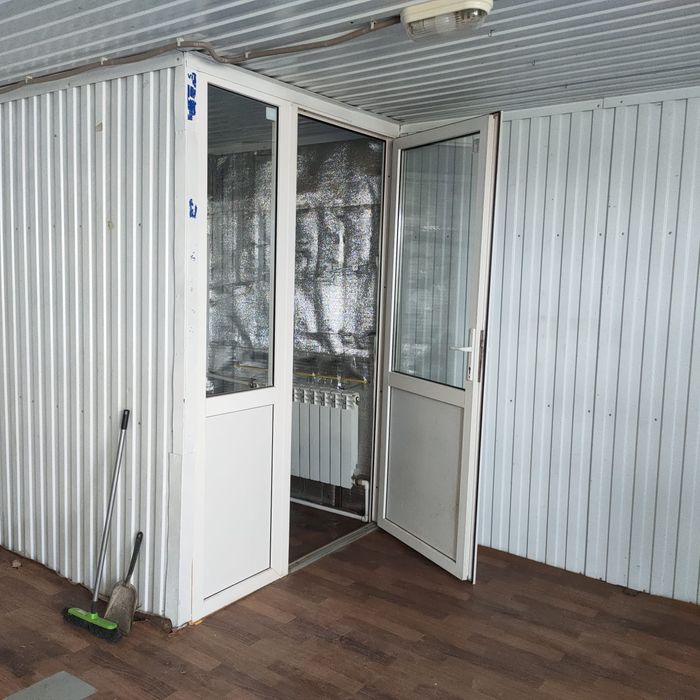 Торговый контейнер совмещенный площадь 29 кв.м