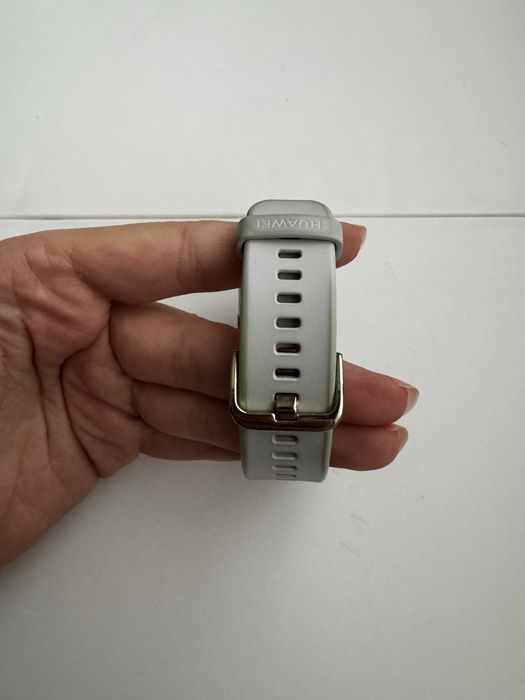 Смарт часовник Huawei watch fit elegant