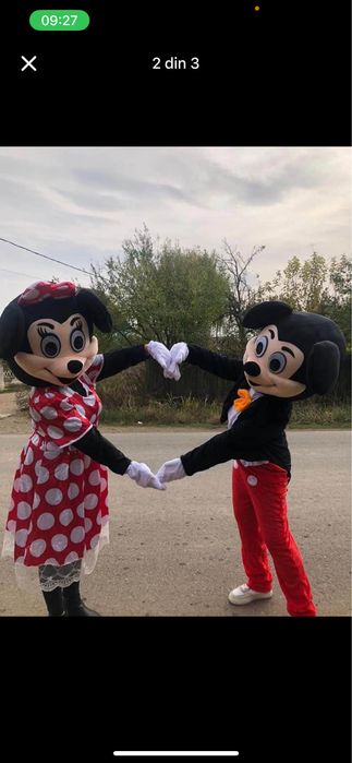 Vând mascote aproape noi