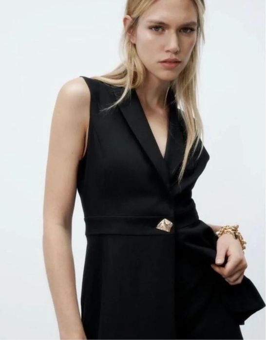 Къс блейзър от Zara