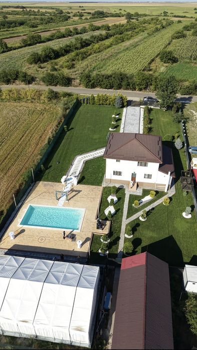 Vila petreceri fara vecini, cu piscina, nunta, cununie, botez, evenimente private