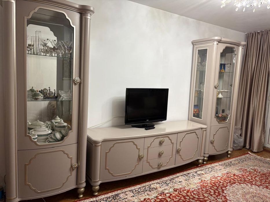 Стенка в гостиную