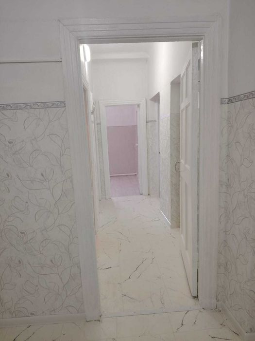 Продам 2-х ком.квартиру 1/2эт, 60кв.м, пр. Ауэзова д.33