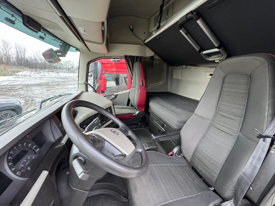 Vând ansamblu basculabil