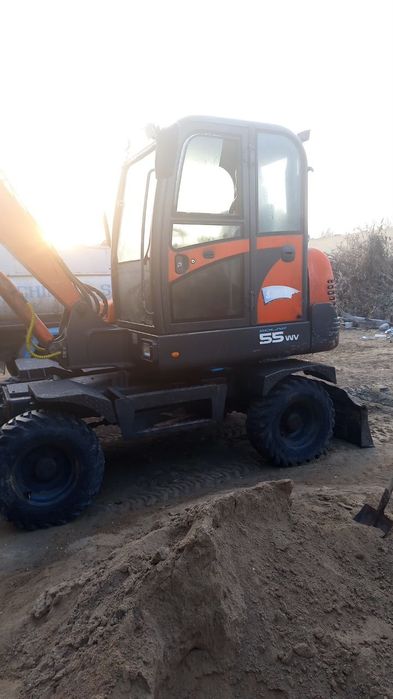 Doosan 55  YILI  2006 zoʻr