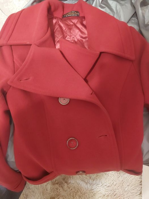 Продам женское шерстяное пальто