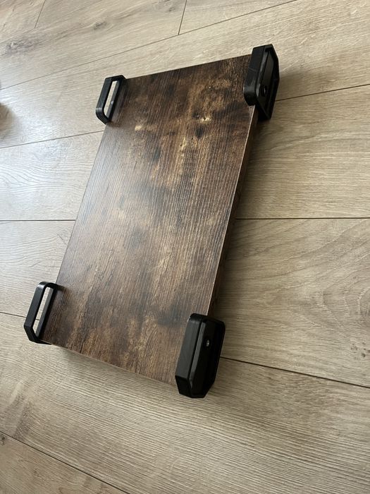 Birou Modern Maro cu cadru metalic