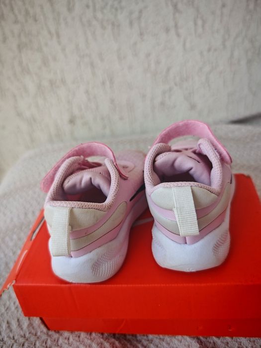 Бебешки маратонки Nike