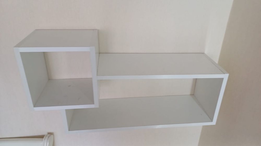 Продам полку для книг, декора