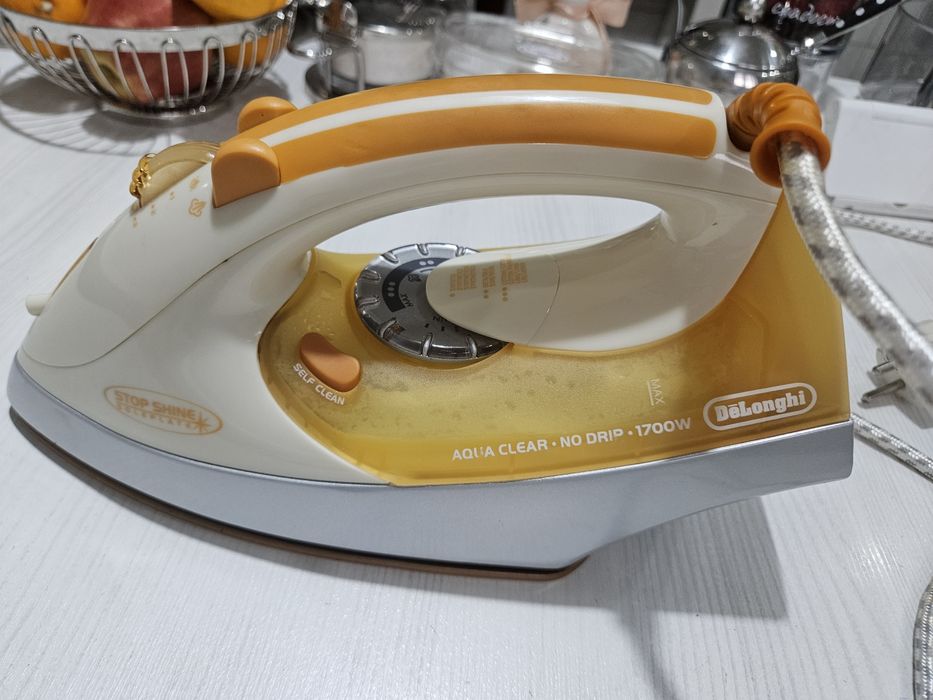 Утюг DeLonghi бу