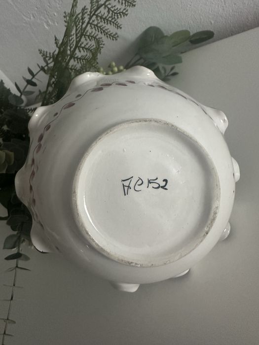 Coș ceramic pictat manual cu mâner