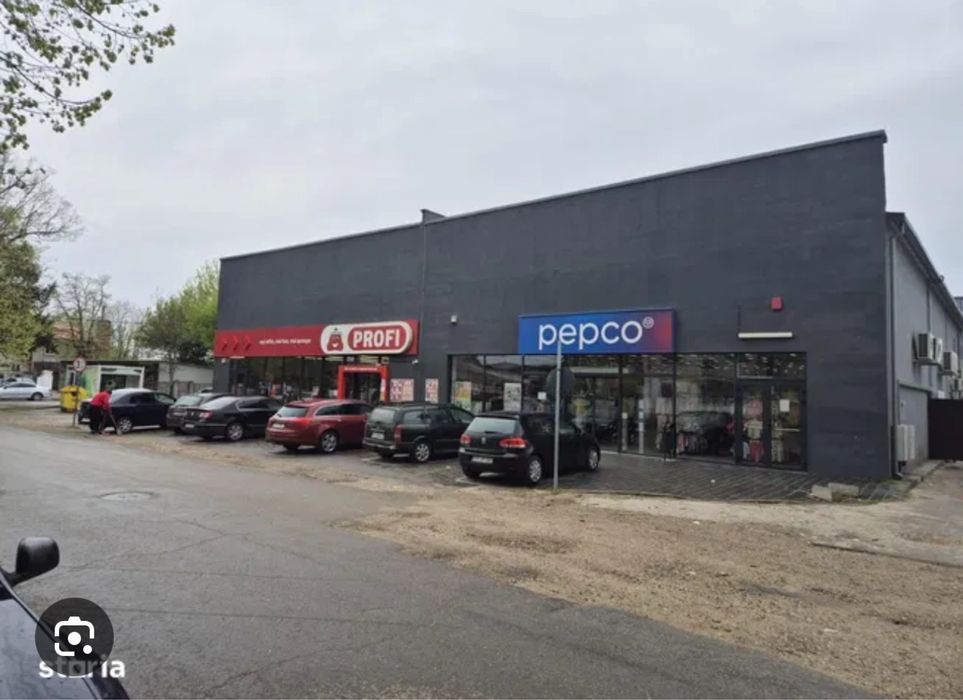 Vand apartament cu 4 camere