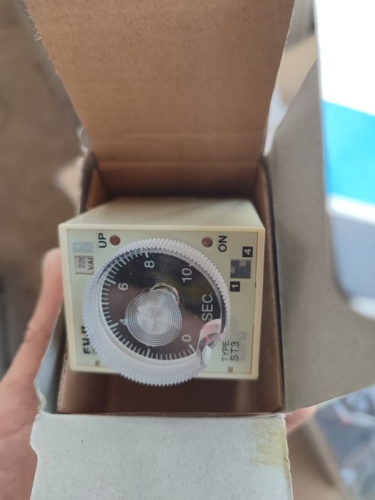 Продам таймер реле времени