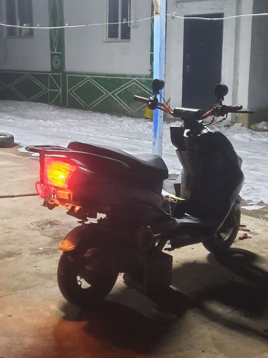 Мопед м8про продам