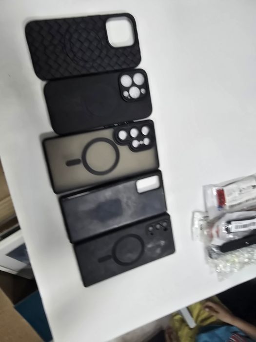 Каишка , каишки  за часовник. Кейс , калъф , протектор за телефон