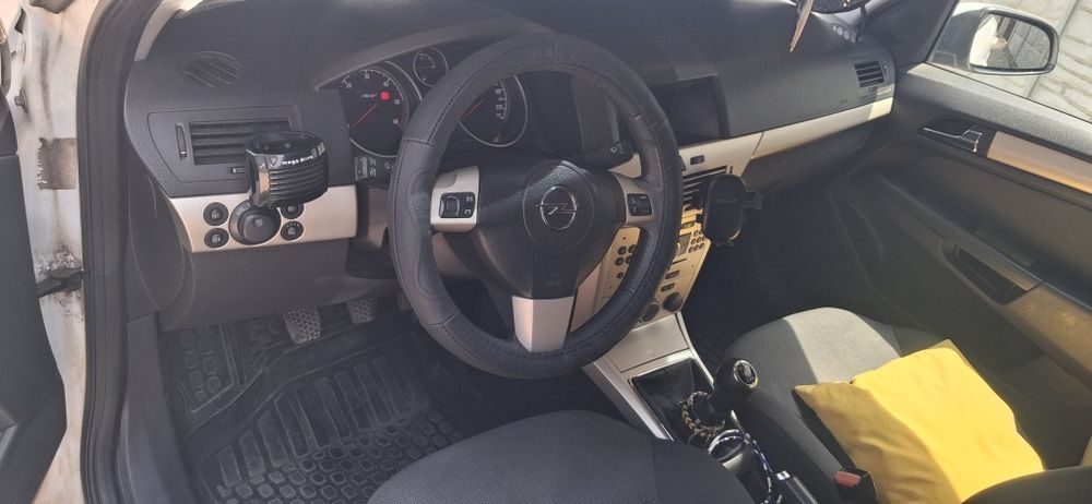 OPEL Astra 2007 — imagine 3