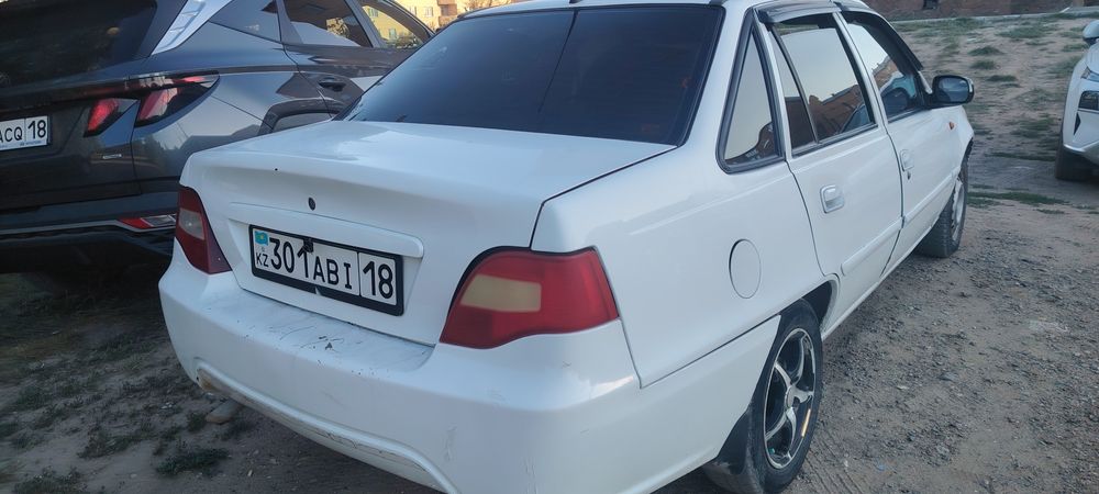 Машина нексия продам