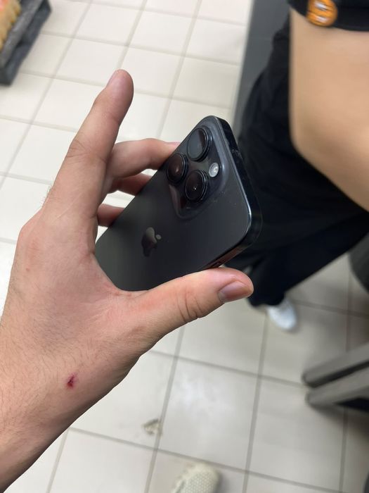 iphone 15 pro 00