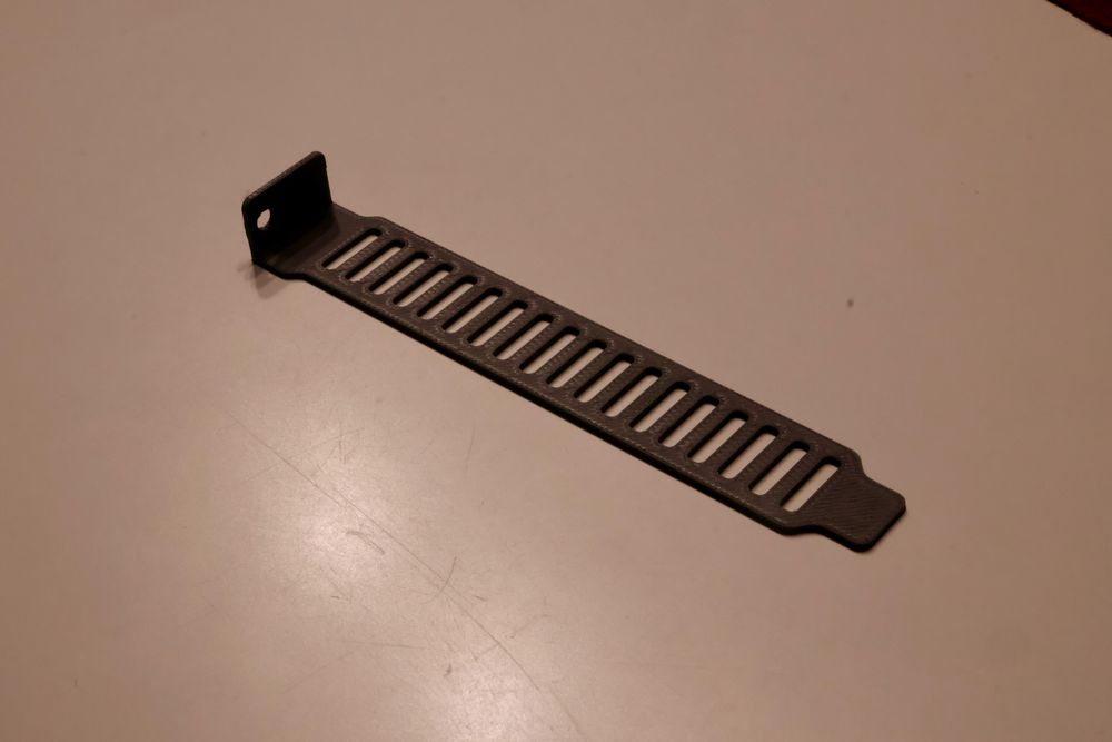 Set 5x Capace / Slot Cover PCI-e cu Ventilație Carcasă PC