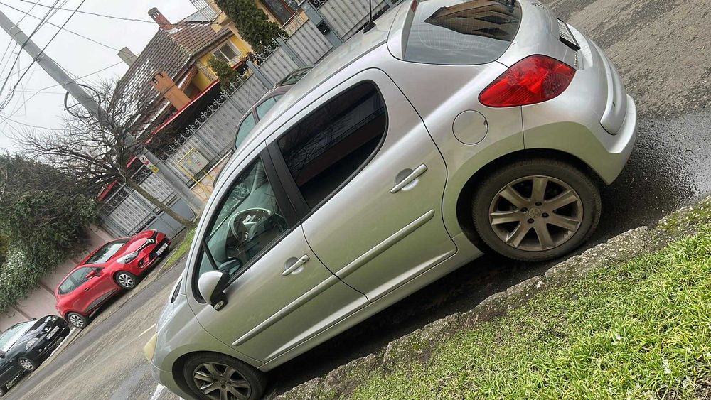 Peugeot 207 2006